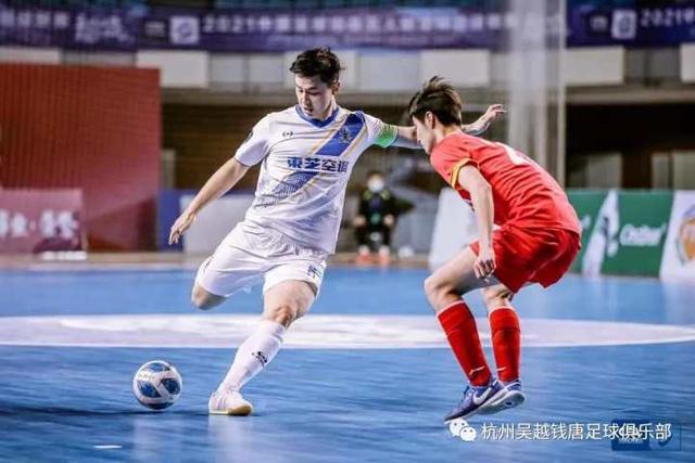 半场战报：英博凭斯坦丘远射1-0领先